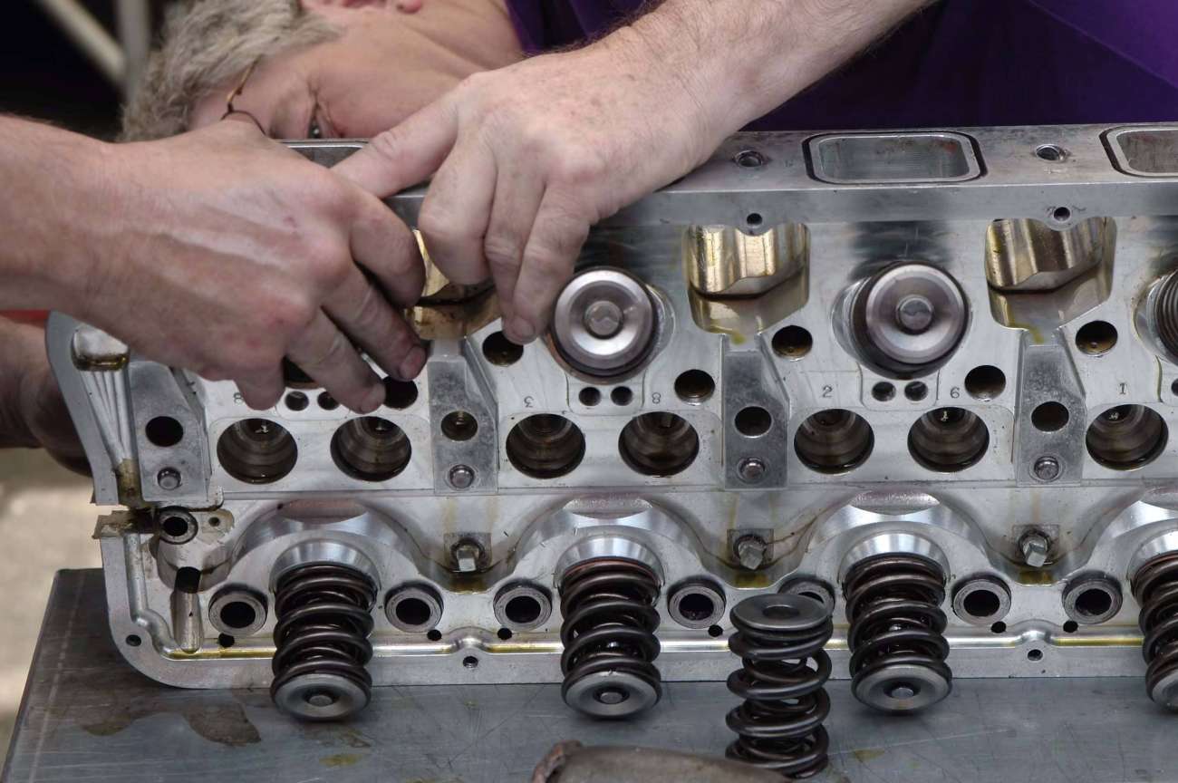 Капитальный ремонт двигателя Лотус